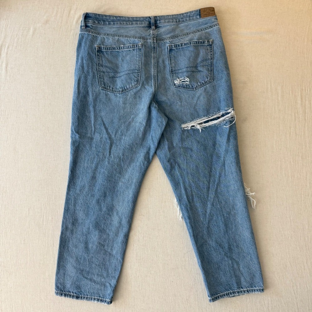 American Eagle Mom Straight Jeans Women 16 Blue Patchwork Distressed High Rise - Picture 3 of 12